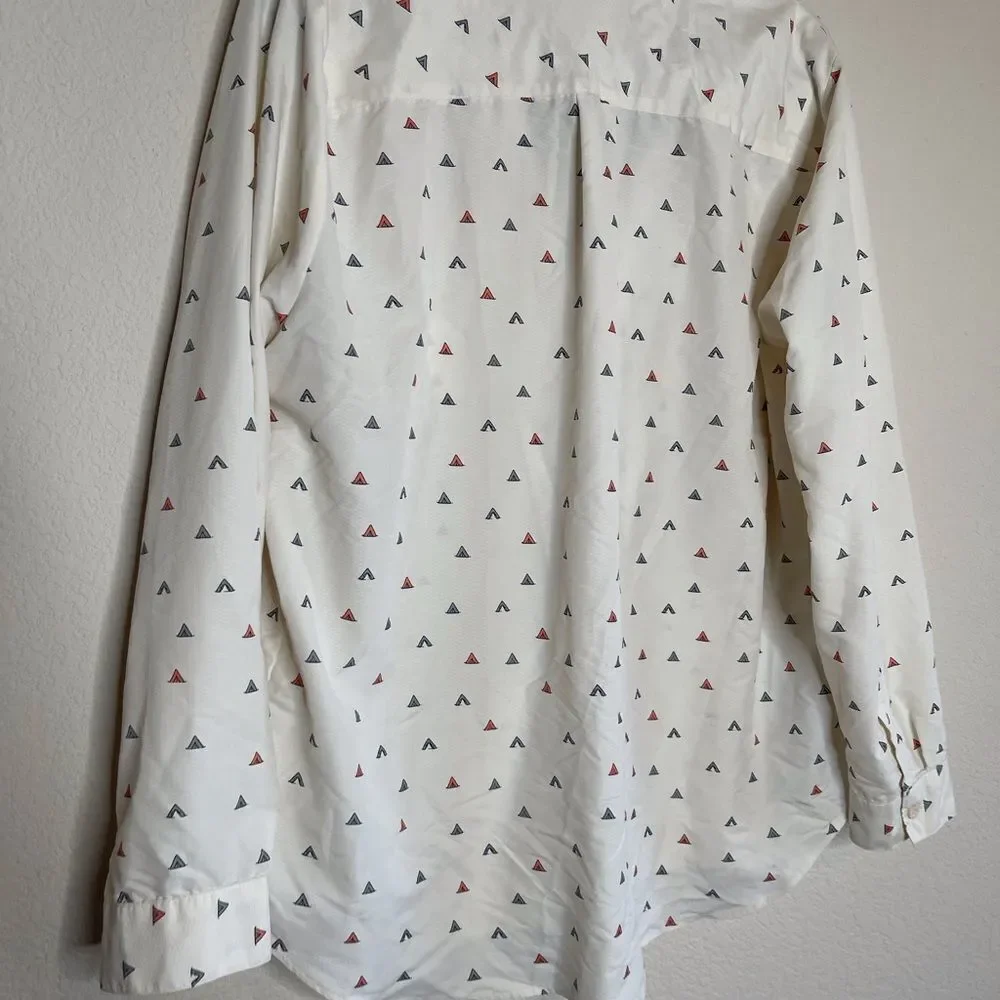 Eddie Bauer tent‎ print button up